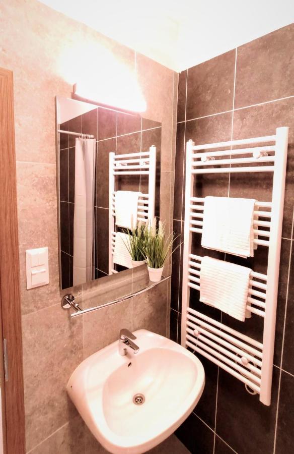 Helena Studio Apartman Siófok Eksteriør bilde